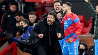 Pelted with drinks but Diego Simeone won’t care – that was a testament to his Atletico masterclass at Manchester United