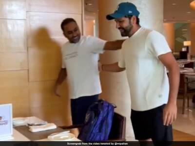 Watch: Rohit Sharma Joins Mumbai Indians Camp Ahead Of IPL 2022, Mahela Jayawardene Greets Him With Hilarious "Grey Hair" Comment