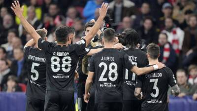 Darwin Núñez - Benfica stun Ajax to advance to Champions League last eight - thenationalnews.com - Netherlands - Portugal -  Amsterdam