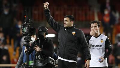 Maxi, centenario con el Valencia - en.as.com -  Santi
