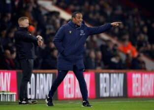 Paul Ince - Scott Parker - Dominic Solanke - Tom Ince - Paul Ince makes Reading FC survival claim amid Barnsley and Derby County relegation battle - msn.com -  Bristol
