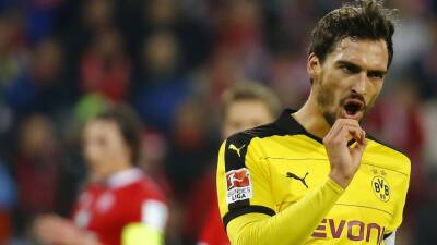 Hummels returns as Dortmund look to trim Bayern’s lead
