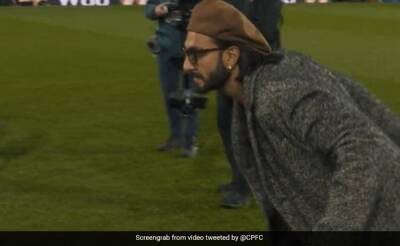 Watch: Ranveer Singh's Penalty In Socks During Premier League Game Leaves Crowd In Splits - sports.ndtv.com - Manchester - India -  Meanwhile -  Man