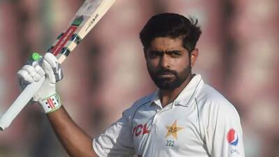 Australia in Pakistan: Babar Azam's 196 helps hosts salvage Karachi draw