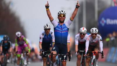 Mark Cavendish becomes first-ever British winner of Milano-Torino after 103 editions with thrilling sprint