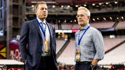 Troy Aikman - Joe Buck, Troy Aikman sign multiyear deals with ESPN to be voices of Monday Night Football - espn.com