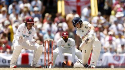 England plod to 47-1 after early loss of Crawley