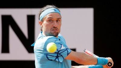 Former tennis player Dolgopolov vows to defend Ukraine