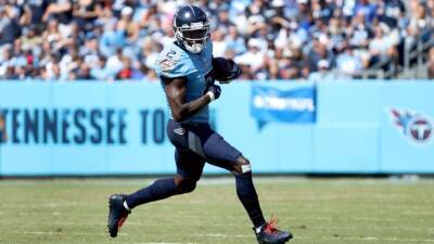 Sources - Tennessee Titans plan to release WR Julio Jones