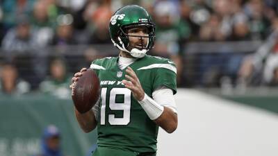 Zach Wilson - Joe Flacco - Jets bringing back QBs Joe Flacco, Mike White as Zach Wilson's backups - foxnews.com - New York -  New York - state New Jersey - county Rutherford