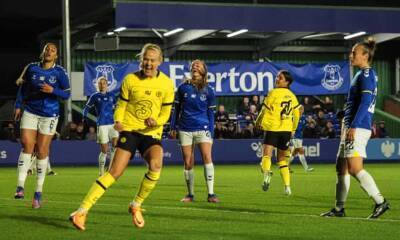 Chelsea keep heat on Gunners at WSL summit with cruise against Everton