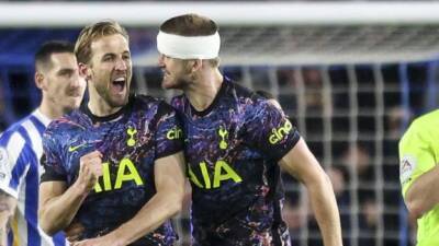 Brighton & Hove Albion 0-2 Tottenham Hotspur: Harry Kane scores as visitors reignite top-four hopes