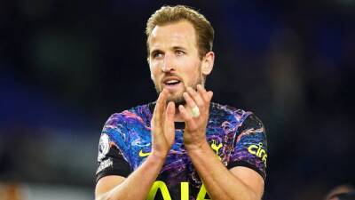 Harry Kane reaches another milestone as Spurs maintain race for Champions League