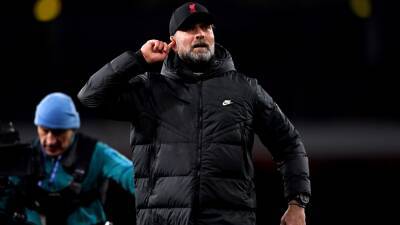 Jurgen Klopp plays down title chances after Liverpool close on Manchester City
