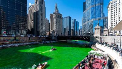 St Patrick’s Day: Is Chicago’s green river dyeing tradition bad for the environment? - euronews.com - Ireland -  Chicago
