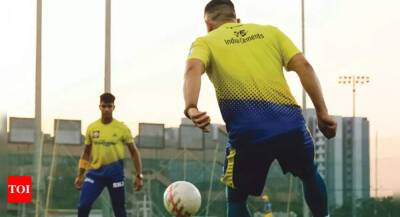 He has been told to improve his football skills: Dhoni's banter with Rajvardhan