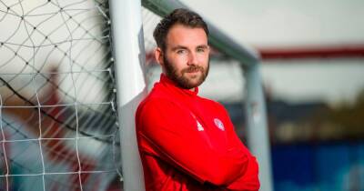 Ex-Celtic kid James Keatings takes a break from football, insists it's not retirement