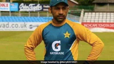 Sarfaraz Ahmed And Imad Wasim Dropped From Pakistan White-Ball Squad vs Australia