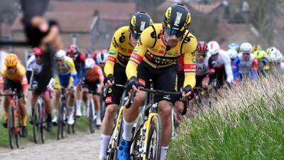 Roglic saca matrícula en el test de pavés previo al Tour de Francia - en.as.com