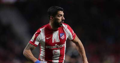 Luis Suarez - Steven Gerrard - Philippe Coutinho - Danny Ings - Ollie Watkins - Kevin Phillips - Matt Targett - Cameron Archer - Kevin Campbell - Kevin Campbell says Villa signing Suarez could be ‘smart’ - msn.com - Madrid