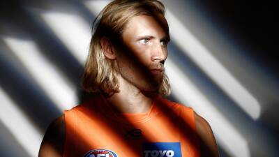 How Nick Haynes overcame his anxiety to embrace footy again - abc.net.au - Australia