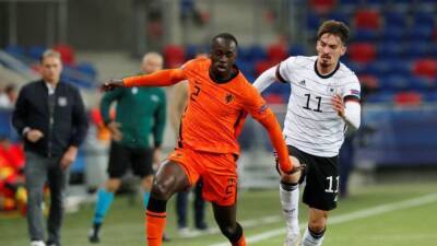 Teze wins surprise call-up to Dutch squad