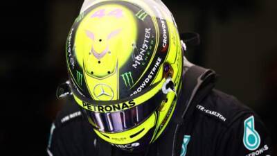 Bahrain Grand Prix: Lewis Hamilton struggles in first practice