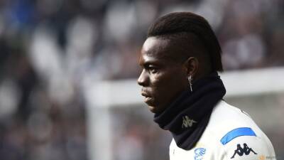 Balotelli overlooked as Mancini goes with Joao Pedro in Italy playoff squad