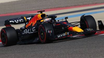 F1 | Libres 3 en Bahréin: Verstappen y Leclerc se alejan demasiado de Carlos Sainz