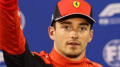 Max Verstappen - Lewis Hamilton - George Russell - Valtteri Bottas - Sergio Perez - Fernando Alonso - Charles Leclerc - Carlos Sainz - Pierre Gasly - Kevin Magnussen - Alpha Tauri - Bahrain Grand Prix: Charles Leclerc takes pole position for Ferrari - bbc.com - Bahrain