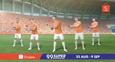 Cristiano Ronaldo - Fans Still Can't Believe Cristiano Ronaldo Agreed To Take Part In 'Shopee' Advert - sportbible.com - Singapore