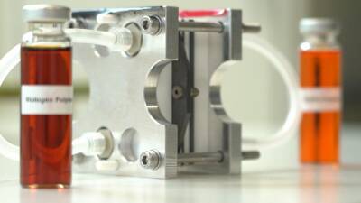 The battery set to transform renewable energy - euronews.com