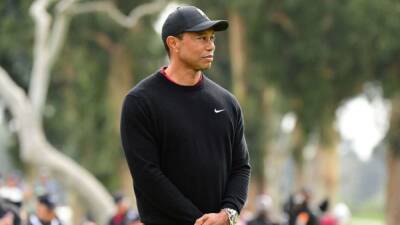 Woods wins inaugural Player Impact Program, collects $8 million