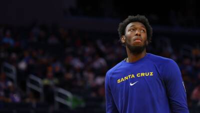 James Wiseman's return to Golden State Warriors delayed again by swelling in right knee