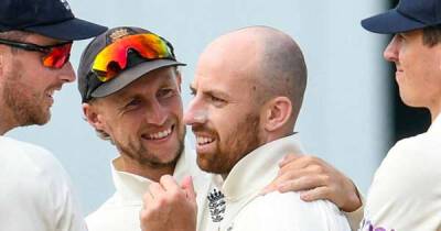 Zak Crawley - Kraigg Brathwaite - England build big lead but draw likely after exhausting fourth day - msn.com - Barbados