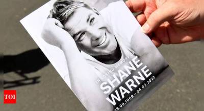 Elizabeth Hurley's 'heart aches' as Shane Warne honoured at private memorial