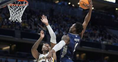 Saint Peter's is 3rd 15 seed in Sweet 16, beats Murray State - msn.com - Florida -  Kentucky - county Murray - state Texas - county Lexington -  Indianapolis - county Roberts - Jersey - county Nicholas