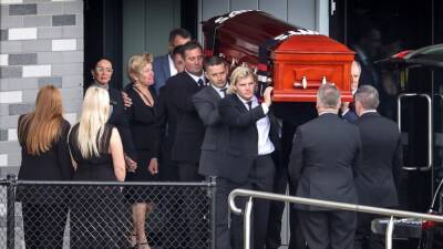 Elizabeth Hurley's "Heart Aches" As Shane Warne Honoured At Private Funeral