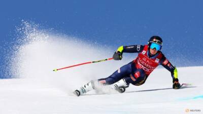 Alpine skiing-France's Worley pips Shiffrin, Hector to win giant slalom title