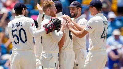 Ben Stokes takes only wicket before lunch as England bowlers toil on flat pitch