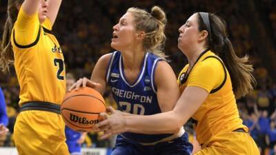 No. 10 Creighton upsets No. 2 Iowa in second round of women's March Madness - tsn.ca - state Iowa