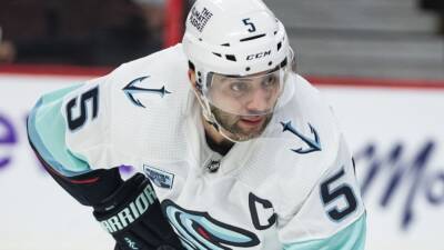 Mark Giordano - Toronto Maple Leafs bulk up on defense, add Mark Giordano, 38, from Seattle Kraken, sources say - espn.com - state Arizona -  Seattle - county Pacific