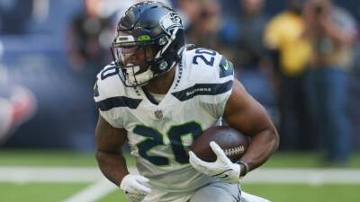 Source - Seattle Seahawks agree to re-sign RB Rashaad Penny to one-year deal