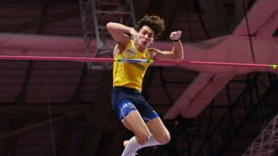 Duplantis sets 'dream' world record, but Ingebrigtsen beaten