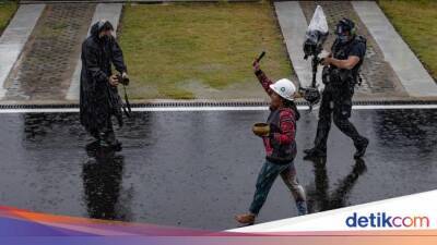 Media-media Asing Soroti Aksi Pawang Hujan di MotoGP Mandalika