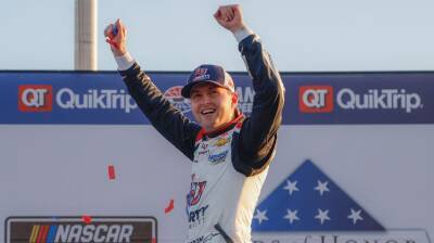 William Byron wins chaotic Cup race at new Atlanta Motor Speedway