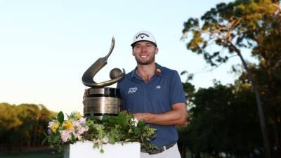 Burns repeats at Valspar Championship with dramatic playoff victory over Riley