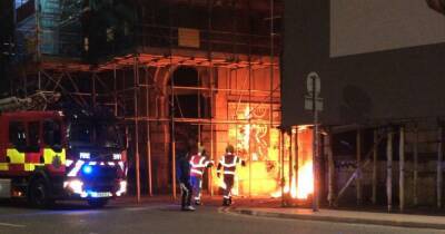 Fire breaks out under scaffolding in Manchester city centre