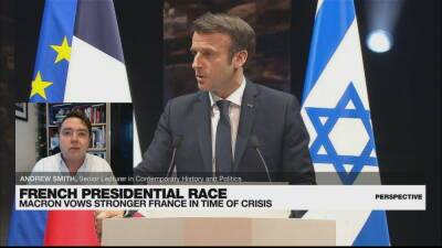Emmanuel Macron - French presidential election: Mélenchon promises retirement at 60, Macron champions sovereignty - france24.com - France