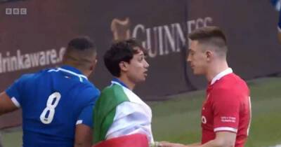 What Josh Adams and Ange Capuozzo actually said to each other as Italian reveals shock